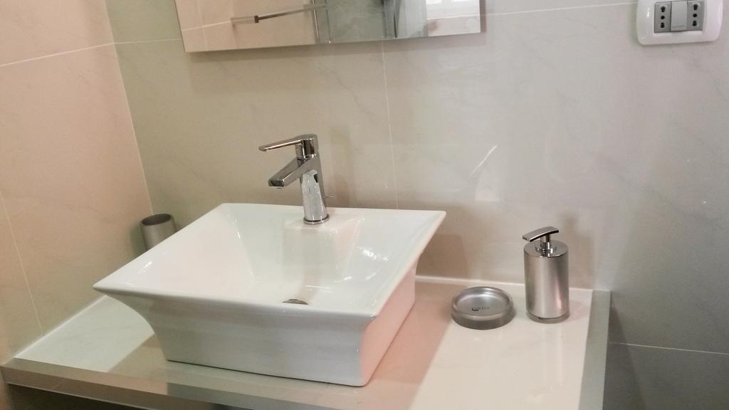 Lch-Lateran Charming House Apartment Roma Phòng bức ảnh